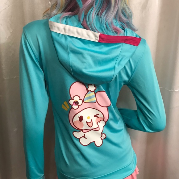 Adorable 🍭vintage my melody 🎵 hoodie and earrings set💕 - Picture 8 of 14